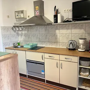 Mia Apartman